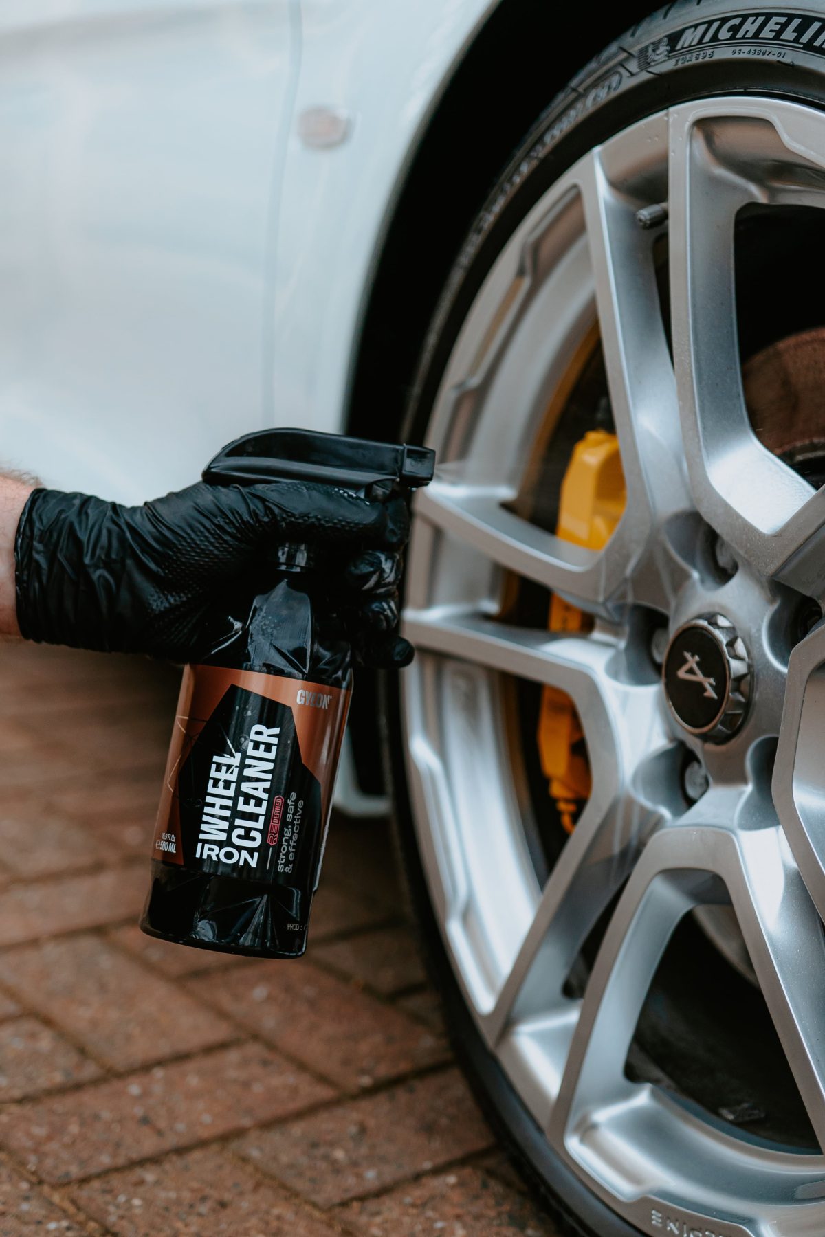 Gyeon Q2M Iron WheelCleaner REDEFINED - 06